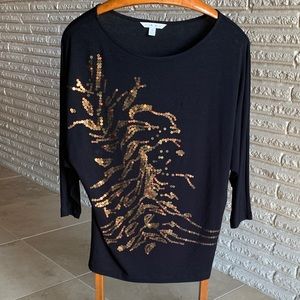 CAbi easy to wear black and sequin top